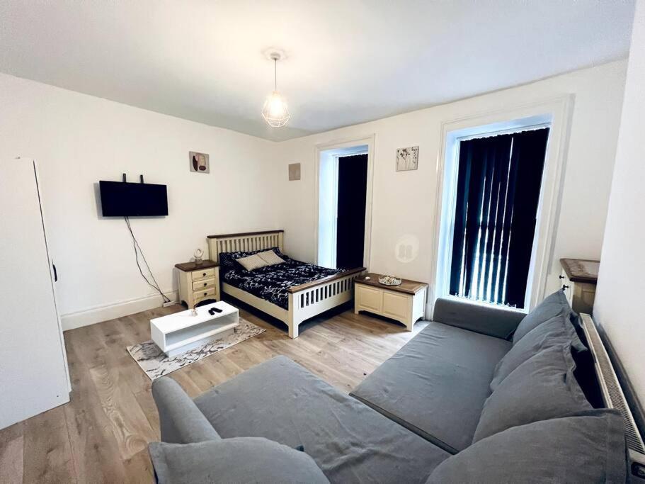 One Bedroom Close To Hyde Park #01 ลอนดอน ภายนอก รูปภาพ